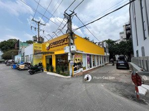 góc 2 mặt tiền ngang 8m - sử dụng hơn 300m2 - ngay thảo cẩm viền - số 3bis nguyễn thị minh khai, q1