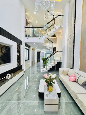 chính chủ cần bán nhà mới 4 tầng, đường nhựa oto tránh, giá chỉ nhỉnh 4tỷ - sổ riêng - tam bình, td