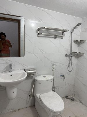 cho thuê phòng diện tích 30m2; 50m2 khép kín