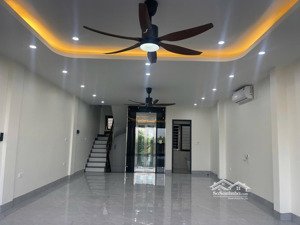 nguyên căn nguyễn trãi -thanh xuân, 6 tầng có thang máy,nhà mới 100% , giá thuê 24 triệu