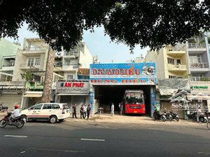 bán nhà siêu vị trí có 1 - 0 - 2 mt hùng vương - trung tâm quận 10, dt 8.4x25m, hđt 220tr/th, 45 tỷ