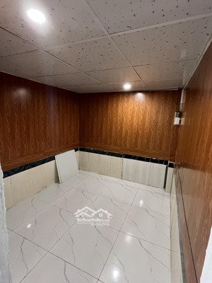 cho thuê nhà mặt tiền đường cmt8, vừa ở vừa kinh doanh