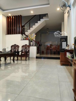 nhà bán mặt tiền đường 6c gần vòng xoay hoàng diệu ra biển cực gần