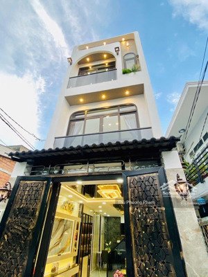nhà mới đẹp tặng nội thất xịn gần mặt tiền 3 tầng khu vip lê đức thọ gần cityland gò vấp.