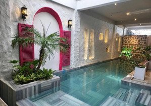 bán khách sạn mini đường nguyễn văn thoại - có hồ bơi - doanh thu 120tr/tháng