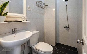 giảm 500k chỉ 5.1 triệu/tháng hẻm 8m phòng ban công full nội thất phan đăng lưu, p1 phú nhuận