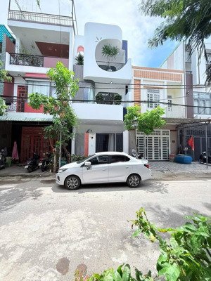 bán nhà 3 tầng 3 mê hoà minh 14 - cách biển chỉ 300m