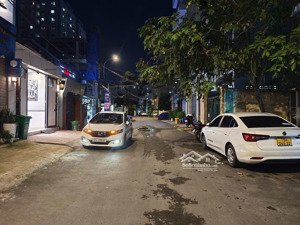 bán chdv 4,6x26 tại điện biên phủ bình thạnh nội thất full gần 2 tỷ/năm