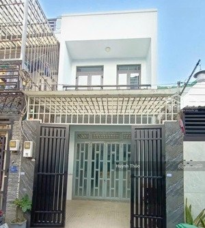 hẻm xe hơi 5m rộng thoáng ngay chợ hạt điều, tân chánh hiệp quận 12 - nhà 2 tầng mái đúc vào ở ngay