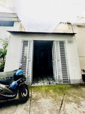 kế mã lò - hẻm xe tăng - ngang 5m - 103m2(5x21m) - chỉ 6 tỷ hơn - 60tr/m2 - quá rẻ