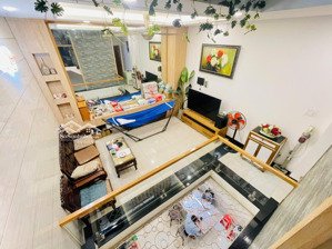 siêu phẩm cực hiếm tt tân bình ngay bên nhà ga t3 tsn 4tang-4pn-4wc đường 10m full nội thất