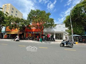 bán nhà mặt tiền nguyễn thị minh khai - dt: 9x20m. cn: 180m2 - gpxd: hầm + 8 lầu - giá bán: 65 tỷ