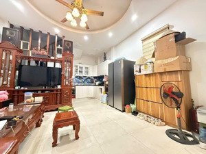 nhà mặt ngõ - 10m ra mặt phố trần cung - căn góc 2 thoáng - mặt tiền 4m