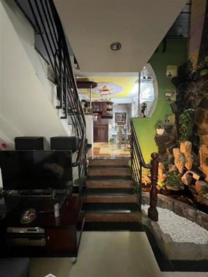 hxh phan xích long - phú nhuận - 60m2 x5 tầng - sát mt - 10.x tỷ full tiện ích