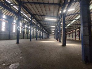 chính chủ bán xưởng.. kcn vsip1 thuận an.. 2.500m2... giá: 27tỷ(thương lượng)
