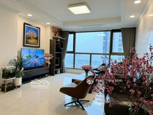 chính chủ bán căn hộ 113m2, 2pn view thành phố, full đồ, chung cư trung yên plaza. giá 9,9 tỷ
