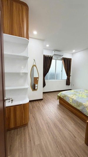 bán nhà phố nha trang mới 100% hẻm ô tô quay đầu, full nội thất, gần biển, giá chỉ 4,99 tỷ