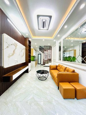 ba đình, nhà mới ở ngay, ngõ 3 gác thông, 70m ôtô đỗ, tặng full nội thất, 37m2*5t