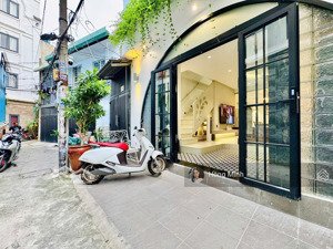 chỉ 9,28 tỷ - 5x14m - 3 tầng - 4pn - mới đẹp full nội thất - hoàng hoa thám - gần phan xích long