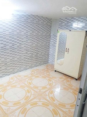 cho thuê nhà trong lòng chợ thị nghè bình thạnh ( sát thảo cầm viên quận 1)