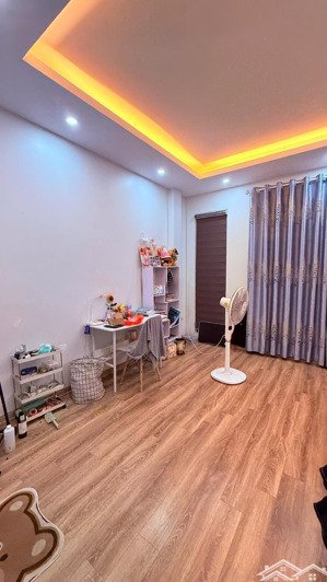 bán nhà tây hồ - lạc long quân, dt32m2, mt5.2m, 5 tầng, 3 ngủ khép kín, 2 nhà ra phố (giá 11.5 tỷ)