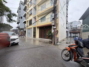 phố cổ linh gần ngã ba hồng tiến x bát khối. 6 tầng thang máy. gara ô tô chỉ 13,6tỷ ctl