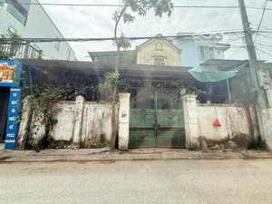 bán nhà số 1 mặt đường trần quốc toản,hà huy tập