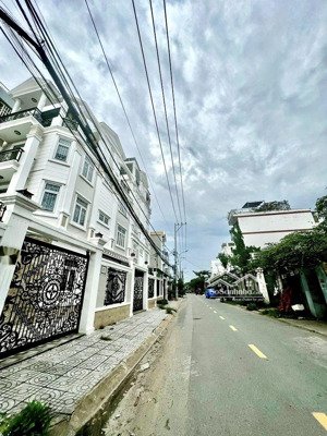 lô đất xe hơi quay đầu - khu nhà phố liền kề gần ngã tư hiệp bình phước 80m2 chỉ nhỉnh 5 tỷ