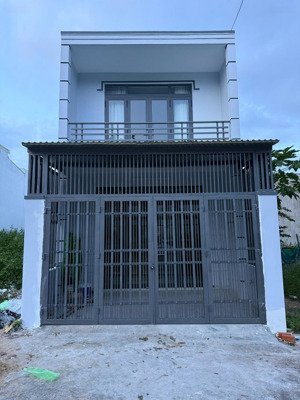 nhà đẹp, dọn vào ở ngay đất lành phường nam nha trang, gần bên dự án lớn sun nha trang