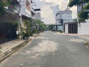 bán lô đất hot 60m2 tại bưng ông thoàn, phú hữu, q9