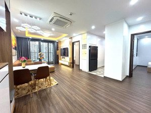 bán căn hộ 2 ngủ 2 vệ sinh, toà hà nội centerpoint lê văn lương, diện tích 69m2, nội thất cơ bản