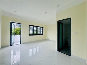 cho thuê nhà xây mới đặng thuỳ trâm, diện tích: 6x20m. giá 43tr/tháng. liên hệ: 