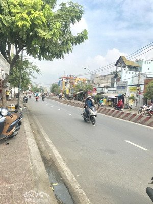 chính chủ bán gấp căn nhà 3 tầng mặt tiền huỳnh tấn phát phường tân mỹ quận 7