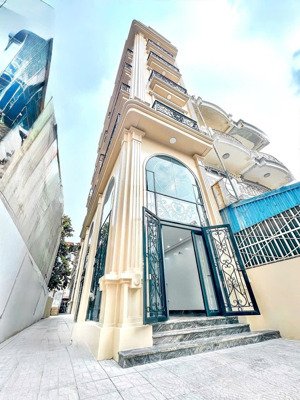 6 tầng thang máy - kinh doanh - mặt đường đông khê