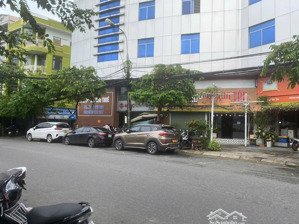 cho thuê mặt bằng kinh doanh có sẵn đường võ văn tần 125m2 giá 22 triệu/tháng (mặt tiền rộng 18m)