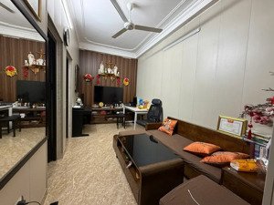 bán nhà riêng 54 m2, 5 tầng tại hào nam cát linh, đống đa, giá tốt 13,5 tỷ,