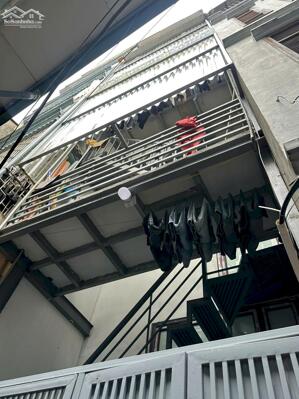 Bán nhà có sổ đỏ ngõ Mai Hương, 25m2 x 4 tầng, 3 ngủ, 2 wc, 6.1 tỷ