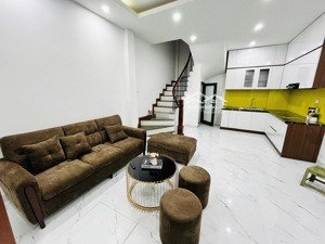 siêu phẩm ngọc thụy - long biên - full đồ - 30m2 - 5t - ô tô đỗ cửa - giá hợp lý - 7.45 tỷ