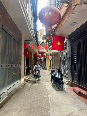 nhà phố nhỏ xinh, chủ tự xây, mặt ngõ phố bạch mai, hai bà trưng, dt 34m2, 5t, 3pn, chỉ 6.95 tỷ