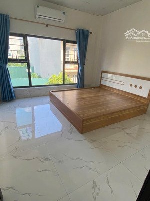 lô góc khu dịch vụ dương nội, diện tích 70m2 xây 3 tầng, ngay sát aeon mall hà đông. giá hơn 16 tỷ