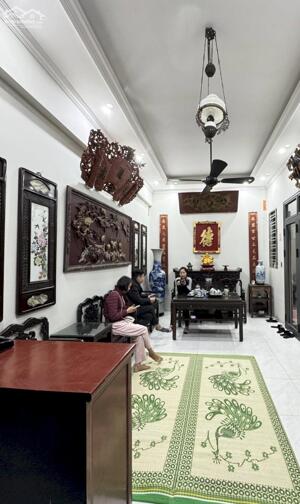 BÁN NHÀ GẦN PHỐ GIÁP BÁT – HOÀNG MAI, 5 TẦNG MẶT TIỀN RỘNG, NGÕ THÔNG HAI ĐẦU ĐƯỜNG Ô TÔ.