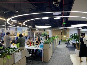 cho thuê vp cmc, duy tân, cầu giấy diện tích 68m2 - 636m2 sẵn nội thất giá 250k/m2/th bàn giao ngay