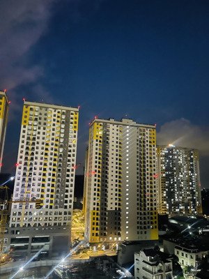 tháp city có trung tâm thương mại cần bán