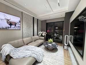 chính chủ bán gấp căn 3pn 2wc dt 83m2 tại 17t8 trung hoà nhân chính giá 6 tỷ bao phí, lh 