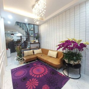 bán nhà phố bồ đề dt 33m2 mt4m giá 6.7 tỷ