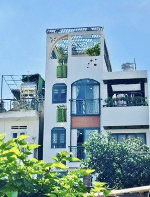 bán nhà hẻm 7m ngô thời nhiệm q.3 gần bệnh viện da liễu. sẳn cho thuê 23triệu/tháng giá 3tỷ580