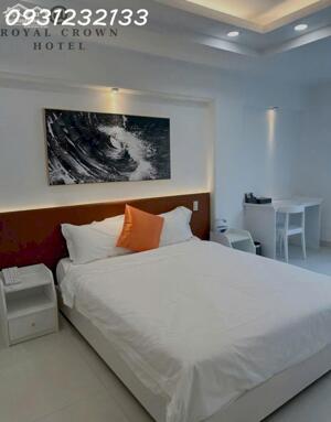 Cho thuê Khách sạn ngắn/dài hạn 1PN, 1WC Full nội thất nội khu Phú Mỹ Hưng ban công - cửa sổ lớn giá từ 9 tr đến 12,5tr