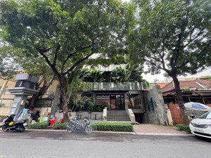 [17mx11m] tòa nhà văn phòng. mặt tiền số 38a nguyễn thị diệu, phường võ thị sáu, quận 3. cho thuê