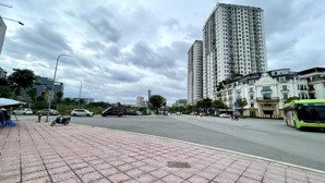 bán nhà bồ đề, dân xây, 10m ô tô thông, chỉ hơn 8 tỷ