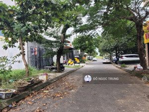 bán đất đường sơn thủy đông 4, khu biển sơn thủy đà nẵng. vị trí sát bãi tắm, thuận tiện an.